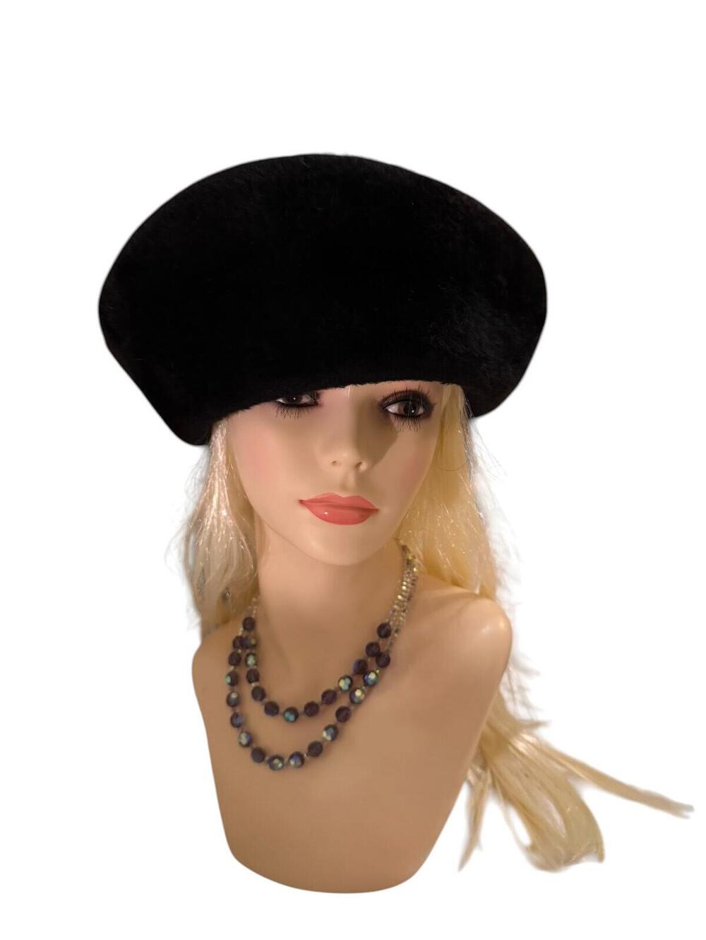La Vienne Black Vintage Cloche Style Hat